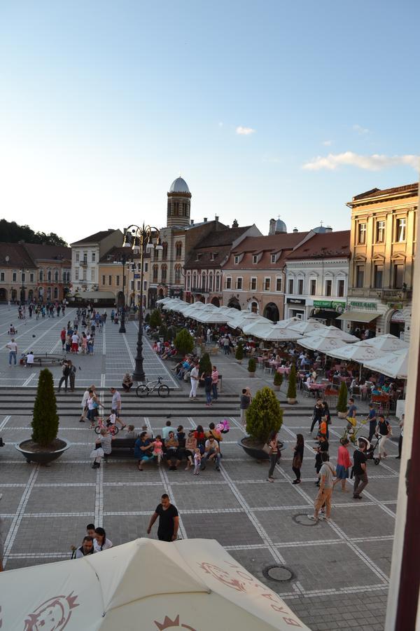 Casa Krone - Piata Sfatului Braşov Exteriör bild