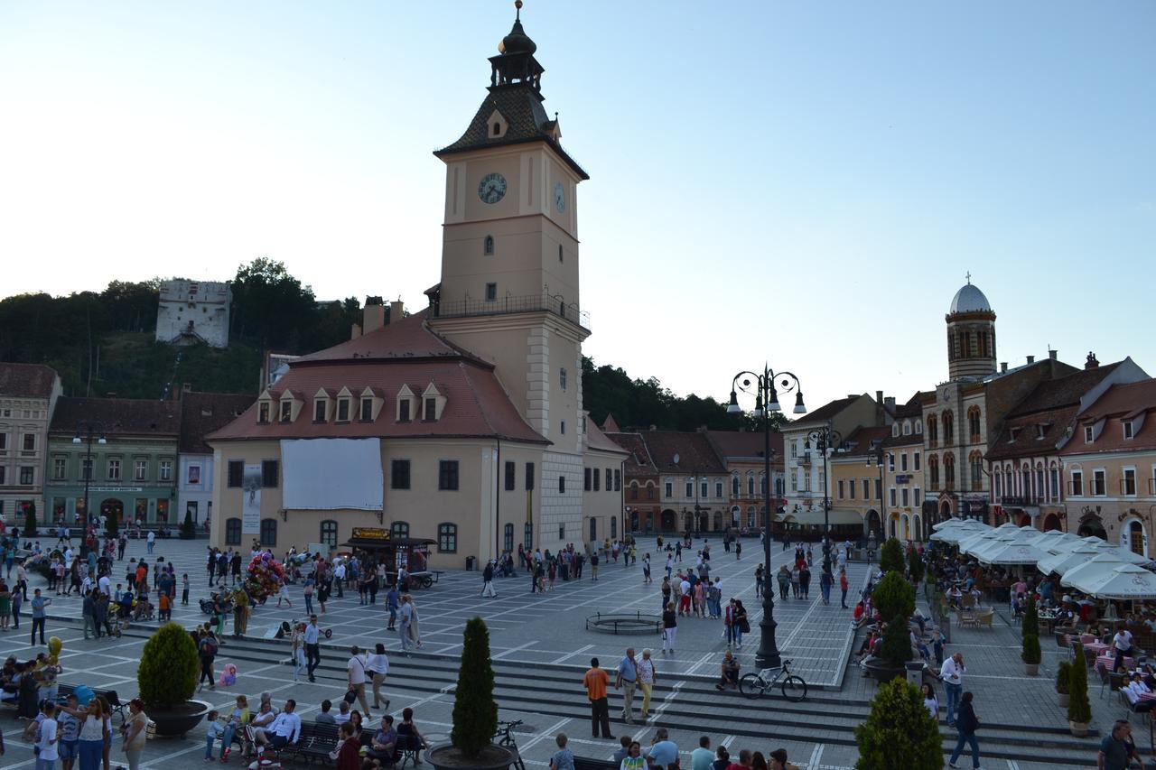 Casa Krone - Piata Sfatului Braşov Exteriör bild
