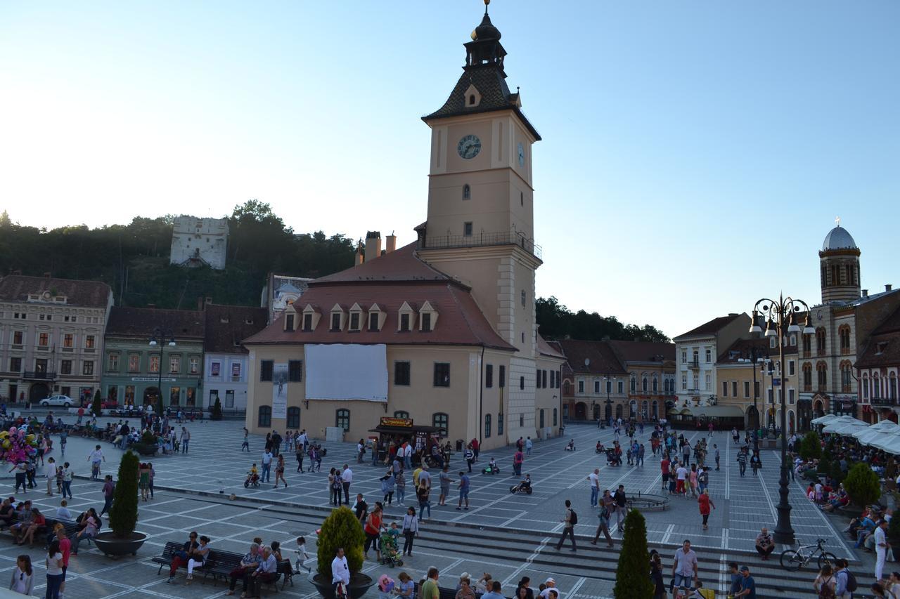 Casa Krone - Piata Sfatului Braşov Exteriör bild