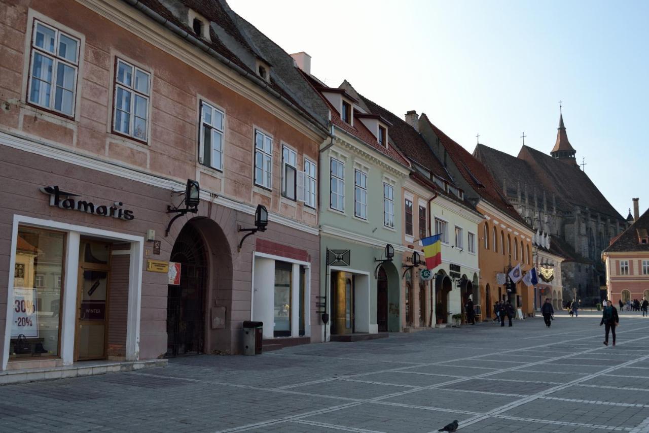 Casa Krone - Piata Sfatului Braşov Exteriör bild
